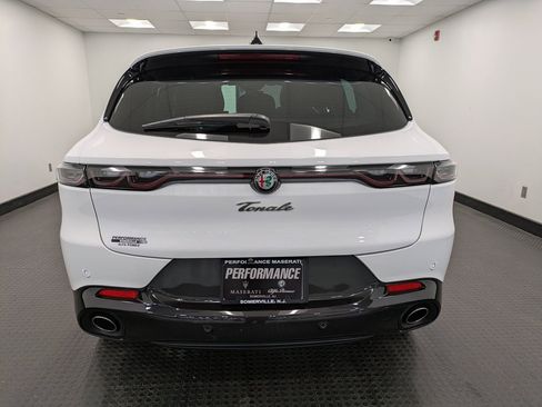 Used 2024 Alfa Romeo Tonale Veloce image 5