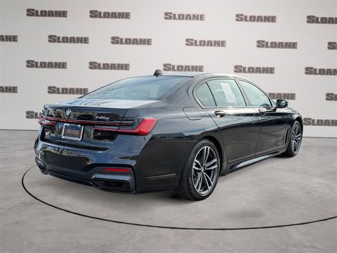 Used 2021 BMW 745e xDrive 745e xDrive w/ M Sport Package image 5