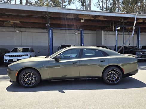 New 2026 Dodge Charger Scat Pack w/ Blacktop Package AWD/4WD image 2