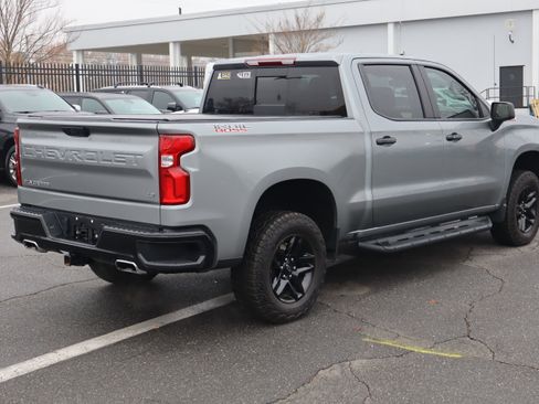 Used 2024 Chevrolet Silverado 1500 LT Trail Boss w/ Convenience Package II image 10