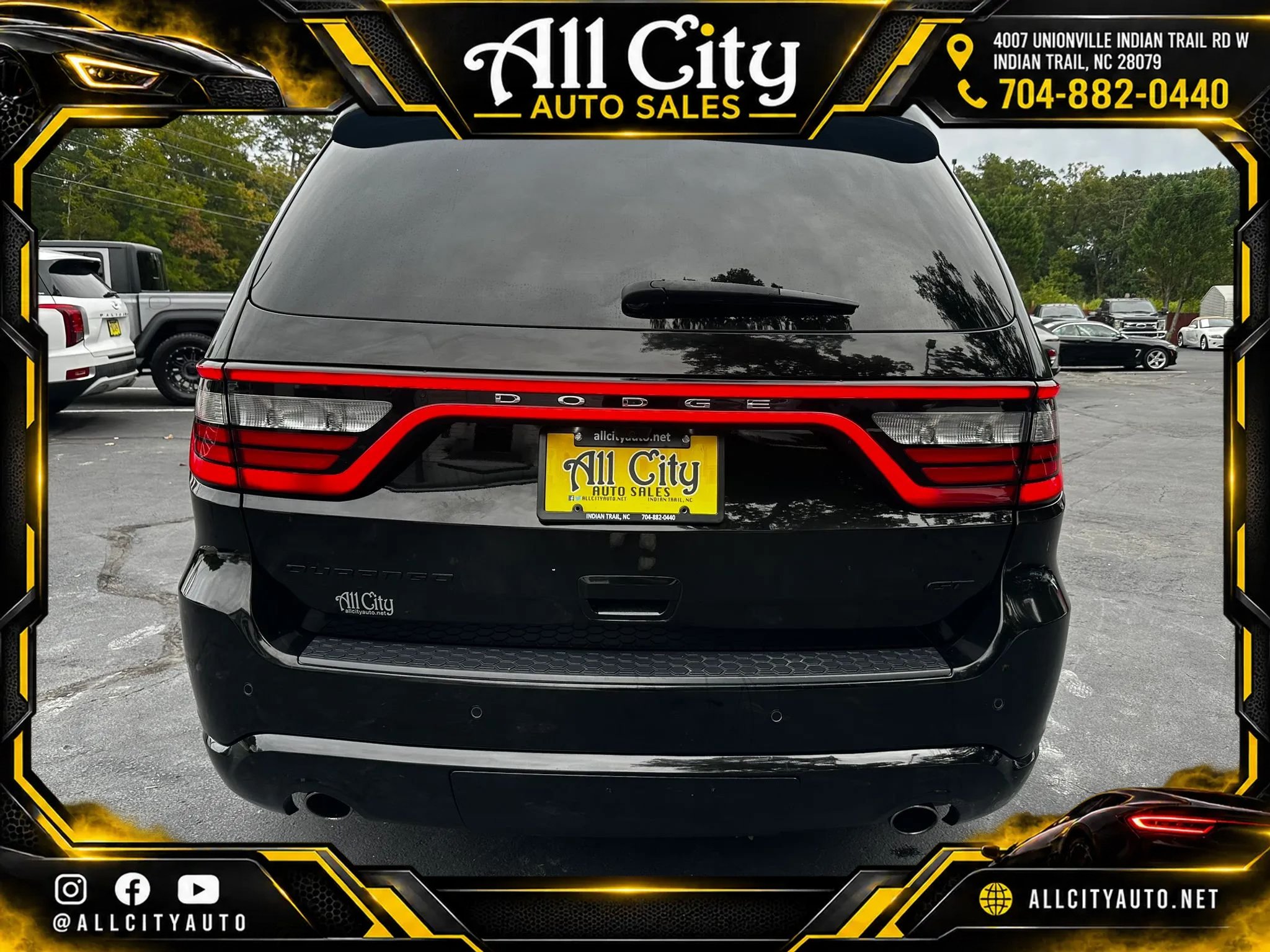 Used 2020 Dodge Durango GT w/ Blacktop Package RWD image 6