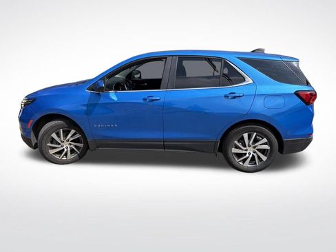 Used 2024 Chevrolet Equinox LT AWD/4WD image 3