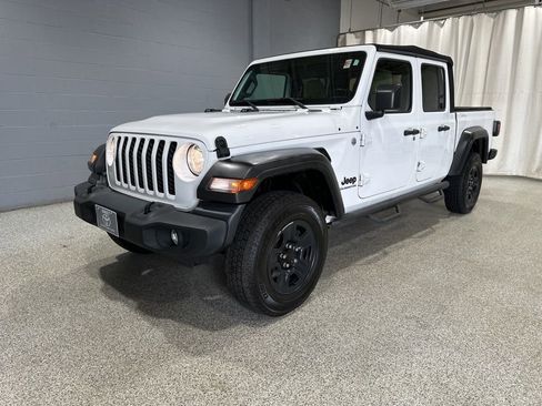 Used 2020 Jeep Gladiator Sport w/ Quick Order Package 24S AWD/4WD image 5