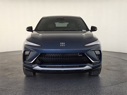 Used 2024 Buick Envista Sport Touring w/ Convenience I Package image 8