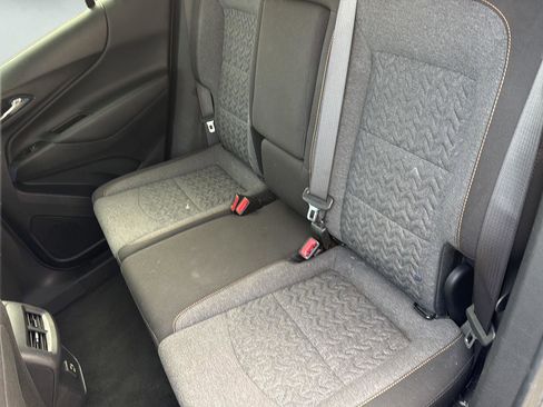 Used 2024 Chevrolet Equinox LT FWD image 23