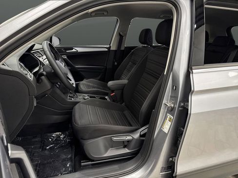 Used 2024 Volkswagen Tiguan S image 4