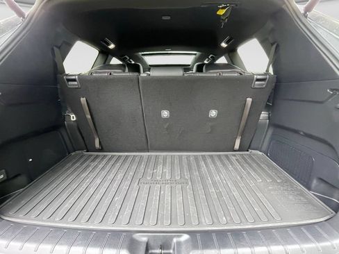 Used 2025 Toyota Grand Highlander AWD Hybrid image 17