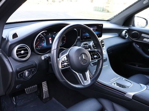 Certified 2022 Mercedes-Benz GLC 300 4MATIC image 19