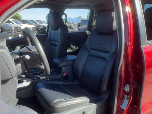 Used 2024 Nissan Frontier SL w/ Technology Package RWD image 11
