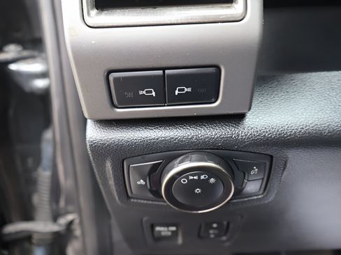 Used 2019 Ford F150 Raptor w/ Equipment Group 802A Luxury AWD/4WD image 10