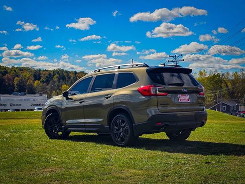 Used 2023 Subaru Ascent Onyx Edition image 6