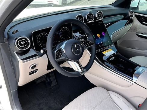 New 2026 Mercedes-Benz GLC 300 GLC 300 image 10