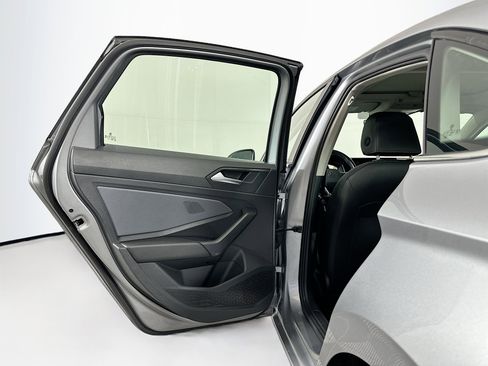 Used 2025 Volkswagen Jetta SE image 26