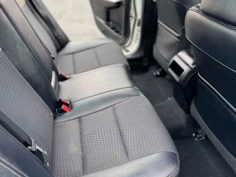 Used 2014 Toyota Camry SE image 17