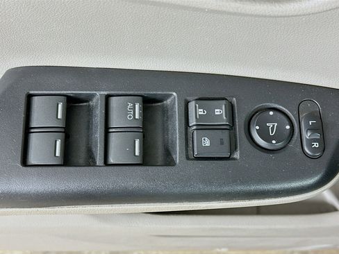 Used 2013 Honda Civic 4dr Sdn L4 CVT image 15