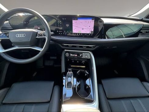 Used 2025 Audi Q5 Premium AWD/4WD image 7