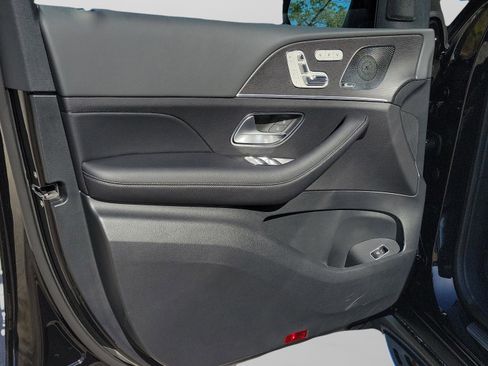 Certified 2026 Mercedes-Benz GLS 450 4MATIC image 22