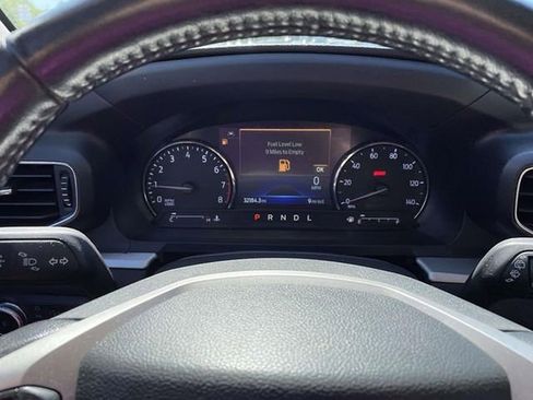 Used 2022 Ford Explorer XLT w/ Equipment Group 202A AWD/4WD image 25