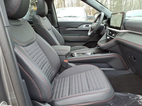 New 2026 Ford Explorer ST-Line image 9