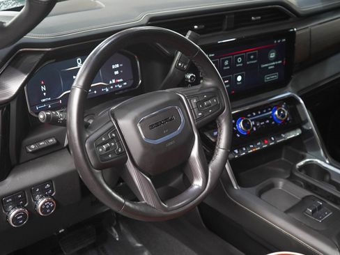 Used 2025 GMC Sierra 3500 Denali Ultimate AWD/4WD image 21