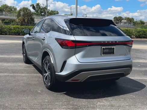 Used 2024 Lexus RX 350h w/ Accessory Package (Z1) AWD/4WD image 6