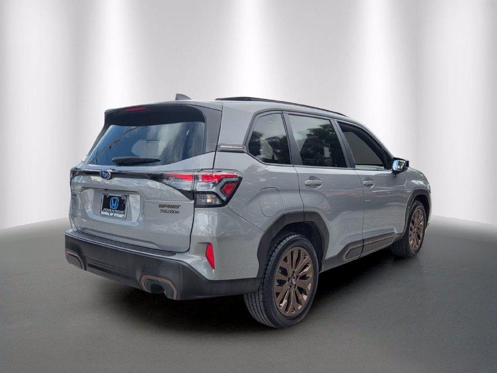 Used 2025 Subaru Forester Sport AWD/4WD image 3