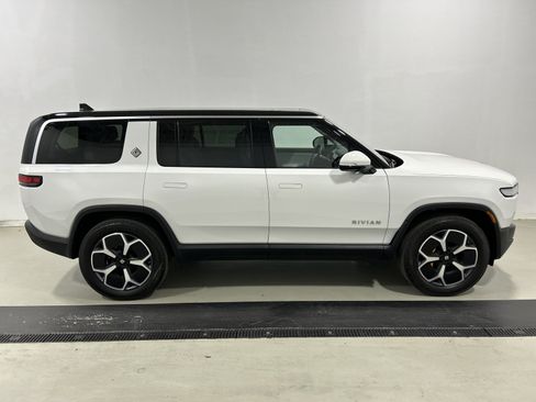 Used 2023 Rivian R1S Adventure AWD/4WD image 6