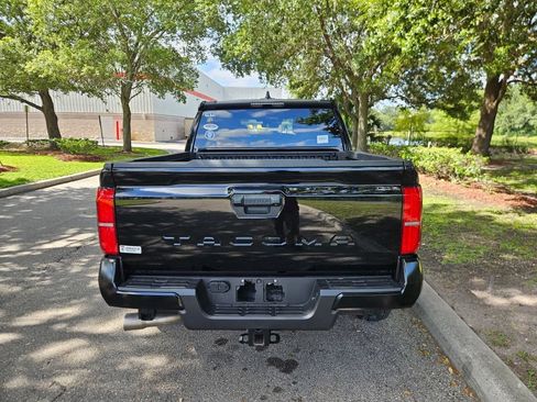Certified 2025 Toyota Tacoma SR5 RWD image 5