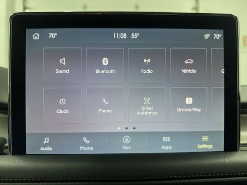 Used 2024 Lincoln Aviator AWD w/ Premium Package image 30