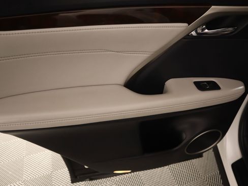 Used 2019 Lexus RX 350 FWD w/ Navigation Package image 18