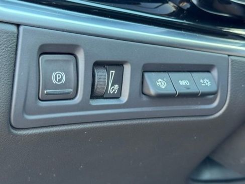 Certified 2024 Cadillac XT6 Premium Luxury w/ Platinum Package image 21