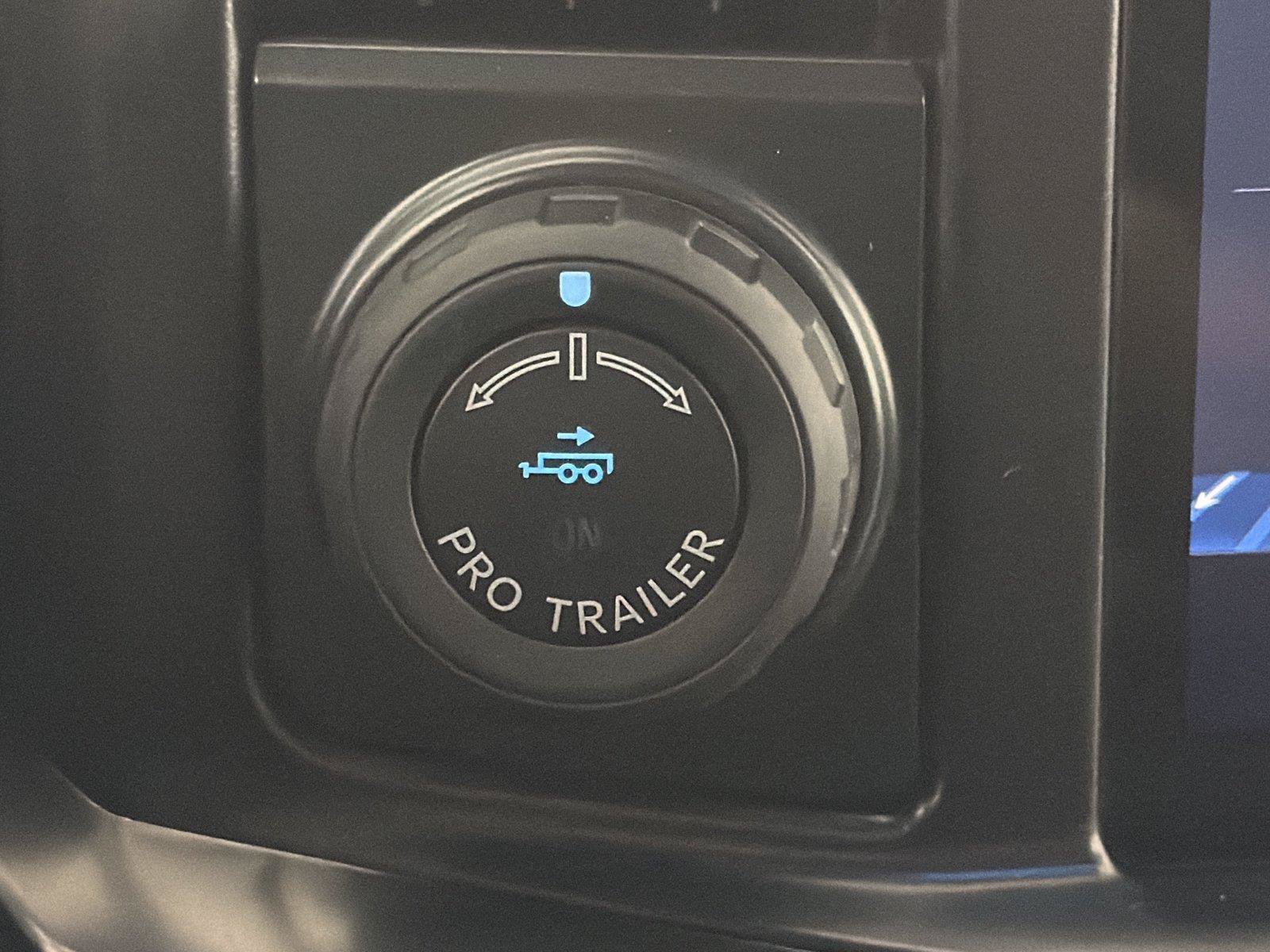 New 2026 Ford F250 Lariat w/ Lariat Premium Package AWD/4WD image 28