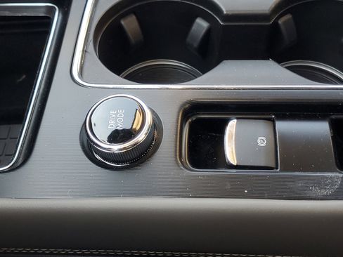 New 2026 Lincoln Corsair Premiere image 24