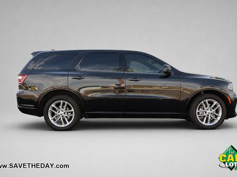 Used 2022 Dodge Durango GT RWD image 9