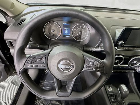 Certified 2025 Nissan Sentra S image 19