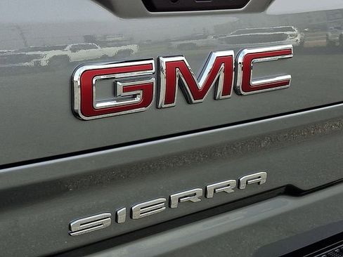 New 2026 GMC Sierra 1500 SLT w/ SLT Premium Plus Package image 19