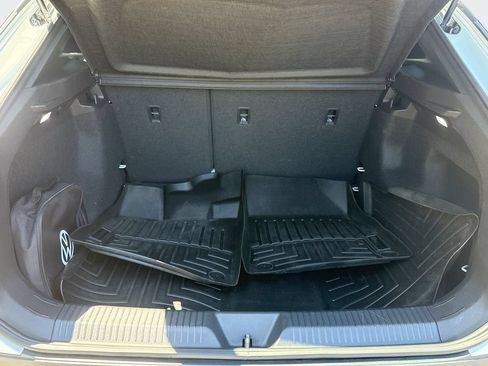 Used 2023 Volkswagen ID.4 2WD image 20
