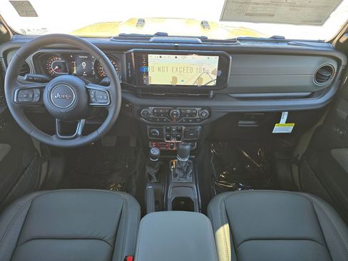New 2026 Jeep Gladiator Mojave AWD/4WD image 6