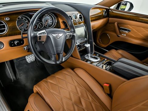 Used 2015 Bentley Flying Spur V8 image 22