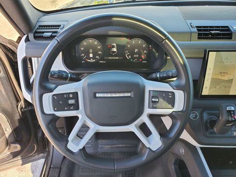 Used 2025 Land Rover Defender 110 S AWD/4WD image 24