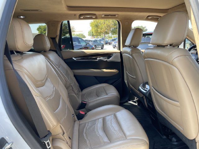 Used 2022 Cadillac XT6 Premium Luxury w/ Platinum Package AWD/4WD image 30