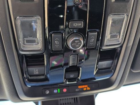 New 2026 Chevrolet Suburban Premier w/ Sun And Tow Package image 30