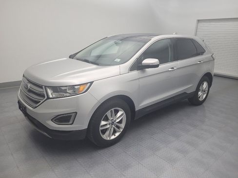 Used 2017 Ford Edge SEL w/ Equipment Group 201A AWD/4WD image 2
