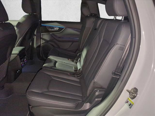 New 2026 Audi Q7 3.0T Premium Plus w/ Premium Plus Package AWD/4WD image 18