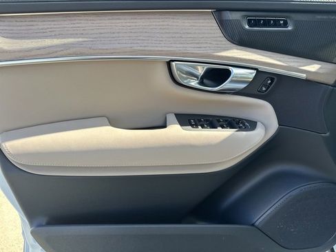 New 2026 Volvo XC90 B6 Ultra w/ Protection Package Premier image 12