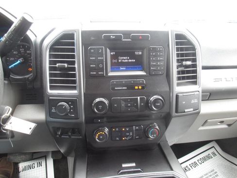 Used 2017 Ford F250 XLT image 20