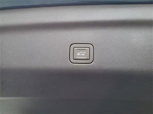 New 2026 Chevrolet Tahoe Premier image 8