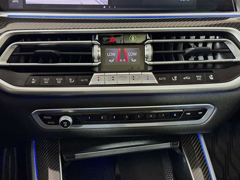 Used 2022 BMW X5 M50i AWD/4WD image 17