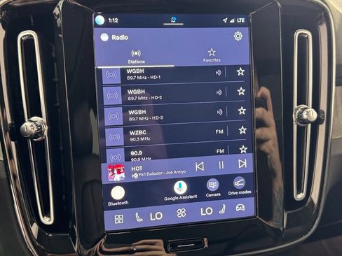 Certified 2025 Volvo XC40 B5 Plus AWD/4WD image 24