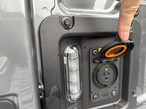 New 2026 Ford Maverick XLT w/ XLT Luxury Package image 8